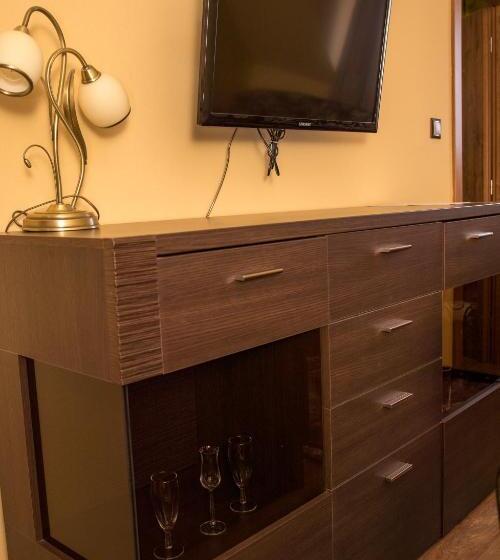 جناح عائلي, Penzión U Vinára