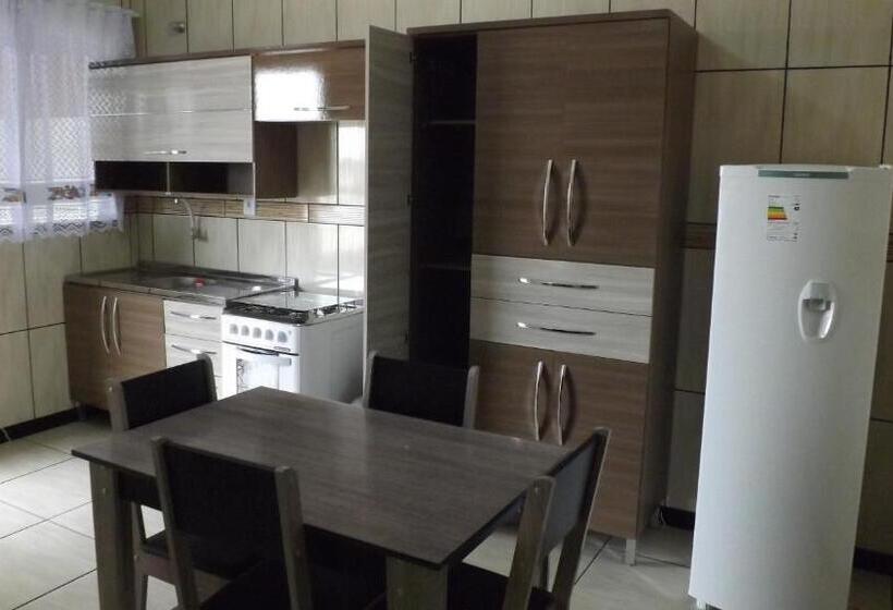 آپارتمان 2 خوابه, Pousada Bom Futuro