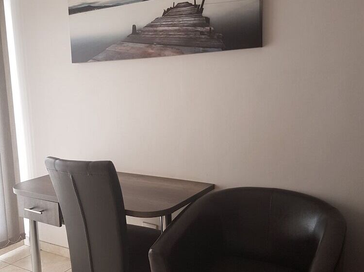 חדר סטנדרט, Blue Sparrow Guest House