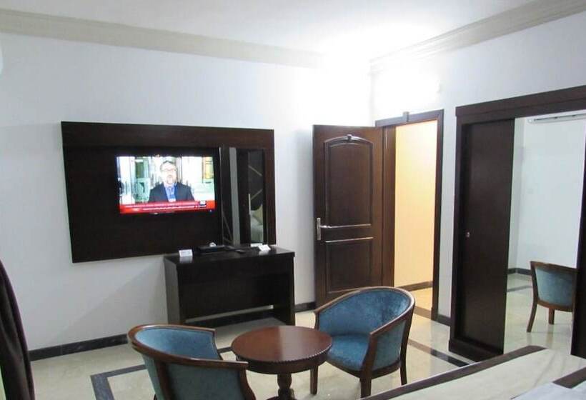 شقة غرفة واحدة, Rawabi Green Palace