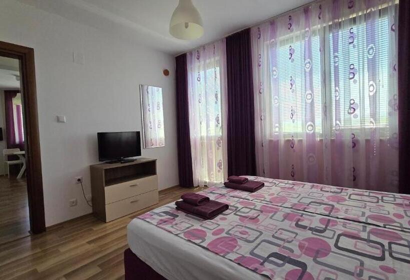 סוויטה, Estreya