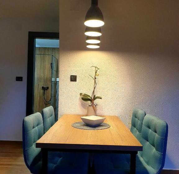 آپارتمان 1 خوابه با تراس, Guesthouse Jelena