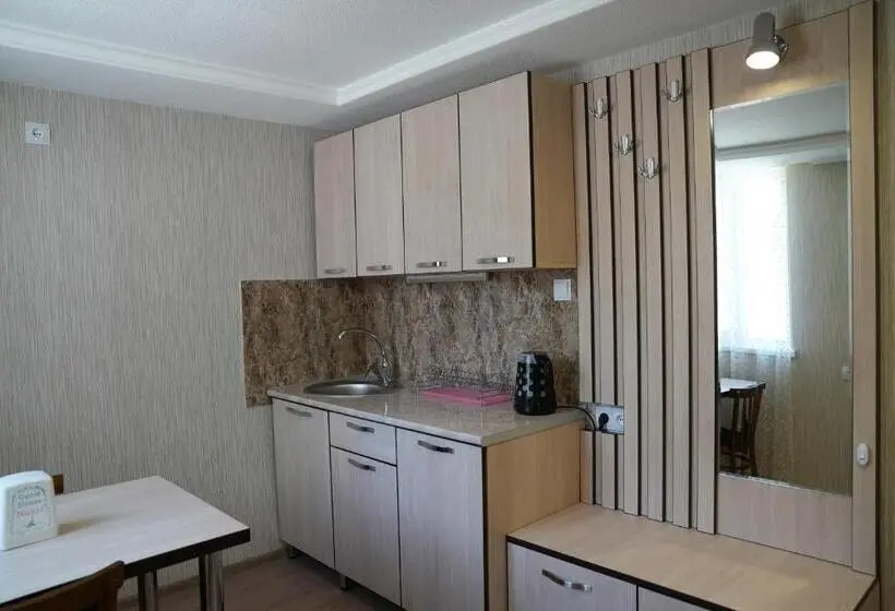 اتاق استاندارد, Nukri Guest House
