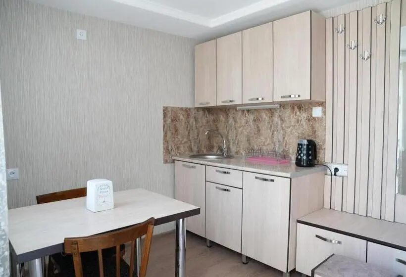 اتاق استاندارد, Nukri Guest House