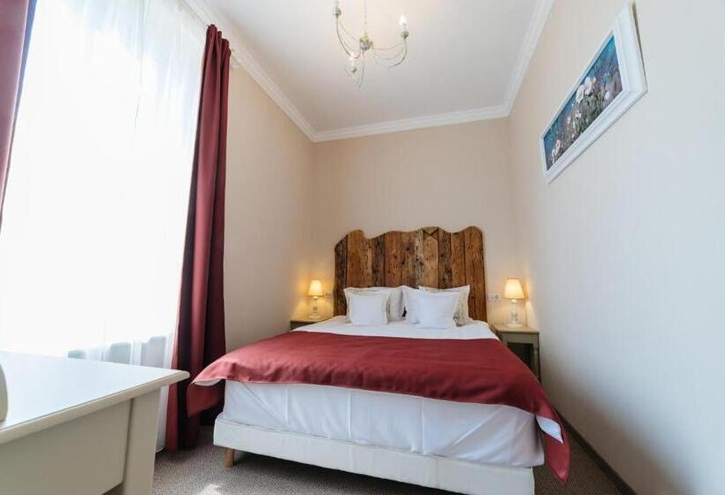 סוויטה, Vila Boem