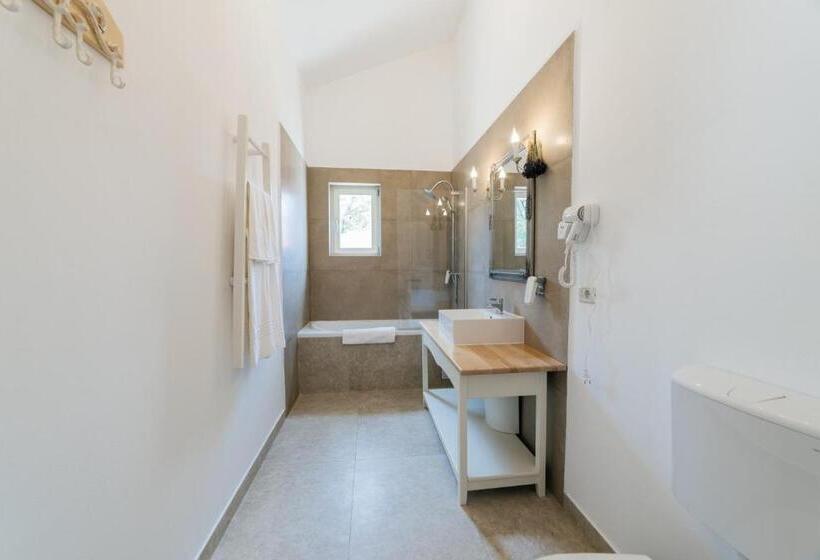 סוויטה משפחתית, Vila Boem