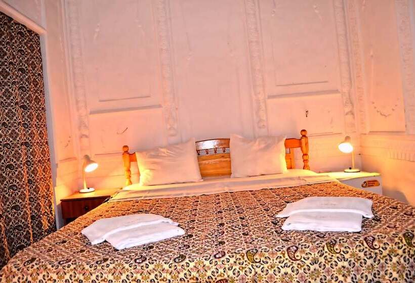 标准间, Gulnaraxanum Boutique