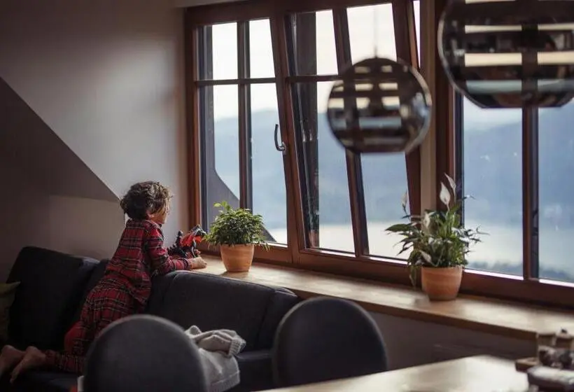 1 Bedroom Apartment Lake View, Gmundnerberghaus