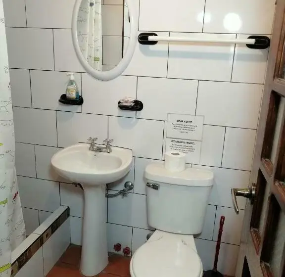 ファミリールーム, Hostal D´mathias