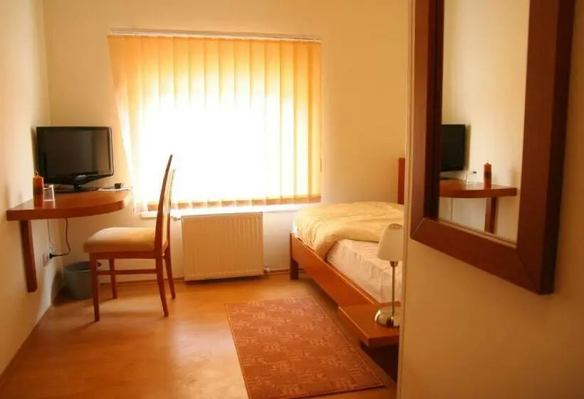 اتاق استاندارد یک نفره, Konak Požarevac