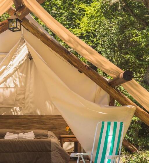 Standard Tent, Las Carpitas