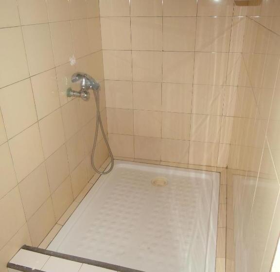 اتاق سوپریور, Three Palms Fianar