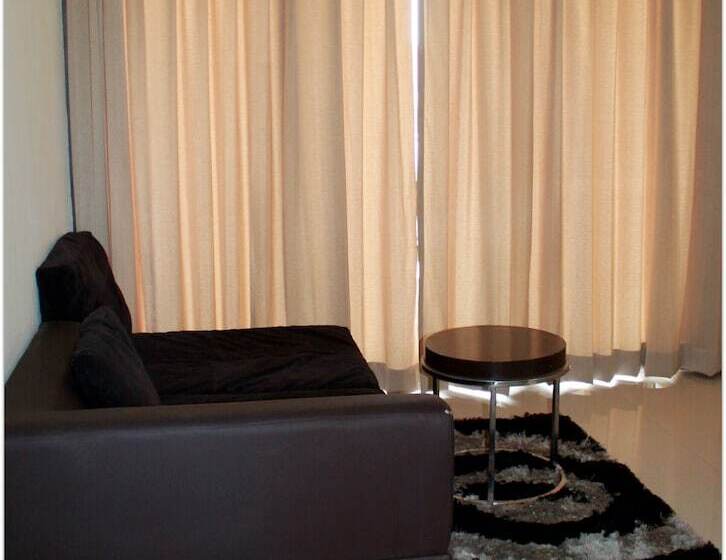 Mozgáskorlátozott Standard Franciaágyas Szoba, Destination 41 By Bird Of Paradise