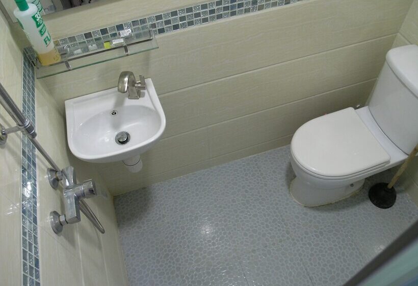 اتاق استاندارد, Majestic 7 Guesthouse