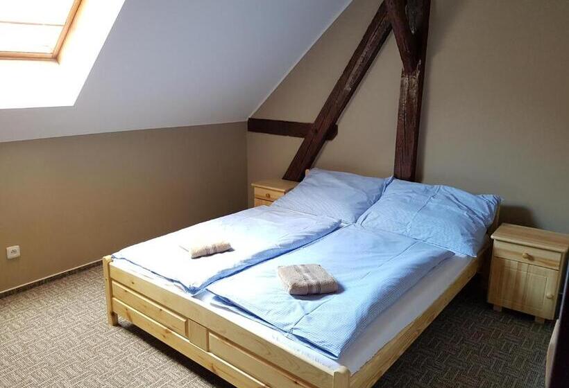 스탠다드 룸, Restaurace & Penzion U Tří Jasanů