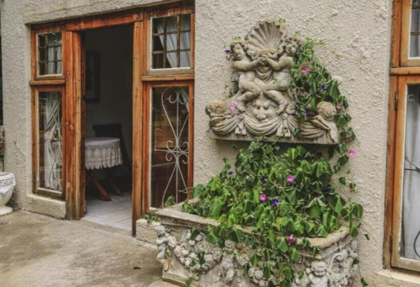 스탠다드 룸, The Green Acorn Guest House