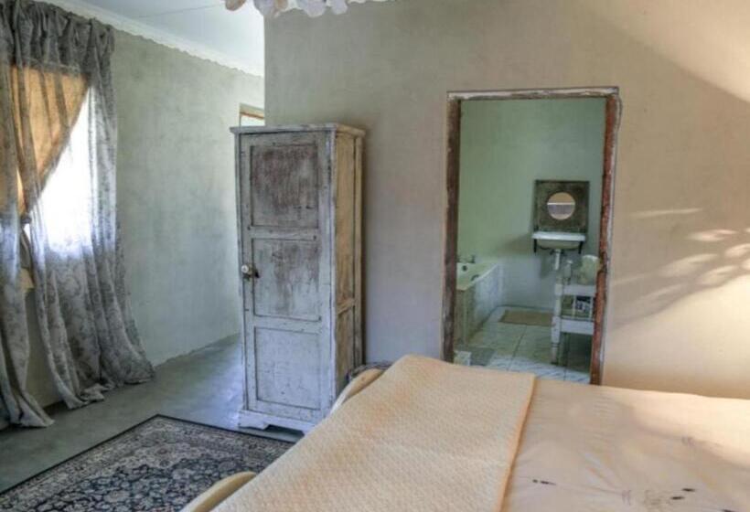 디럭스 룸, The Green Acorn Guest House