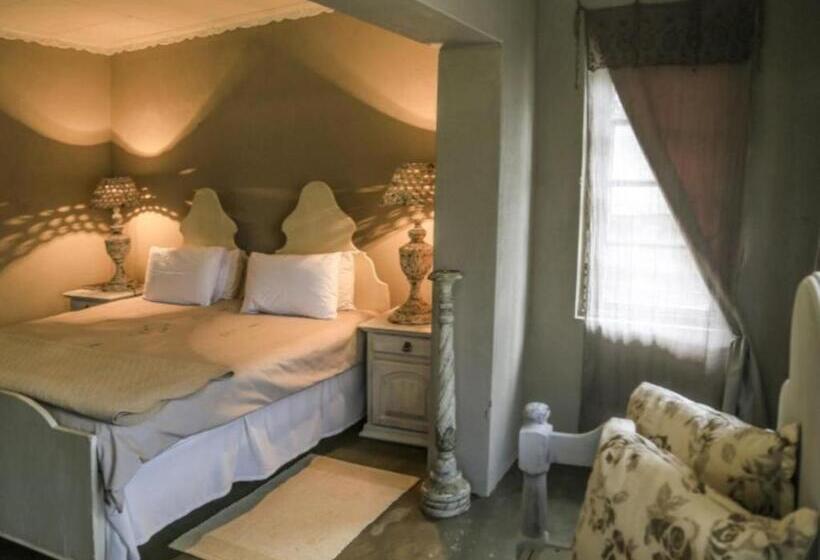 디럭스 룸, The Green Acorn Guest House