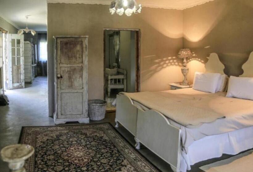 디럭스 룸, The Green Acorn Guest House