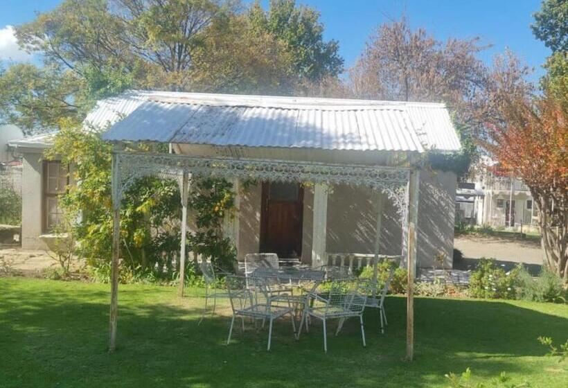 Четырехместный Номер Deluxe, The Green Acorn Guest House
