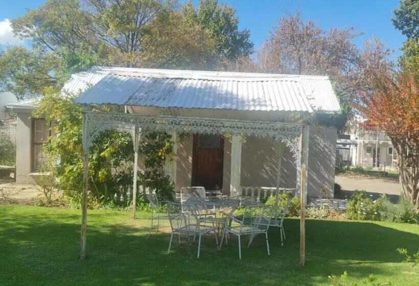 デラックスの４人部屋, The Green Acorn Guest House