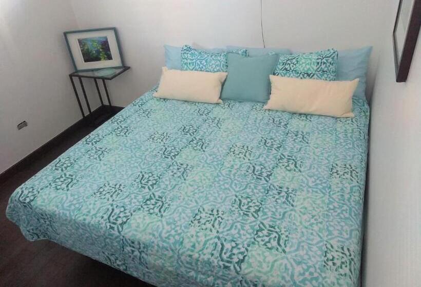 اتاق استاندارد با سرویس بهداشتی مشترک, Zen Retreat City Centre