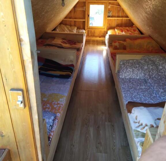 کلبه ییلاقی, Etno Selo Kolibe Damjanoviㄇa -bjelasica