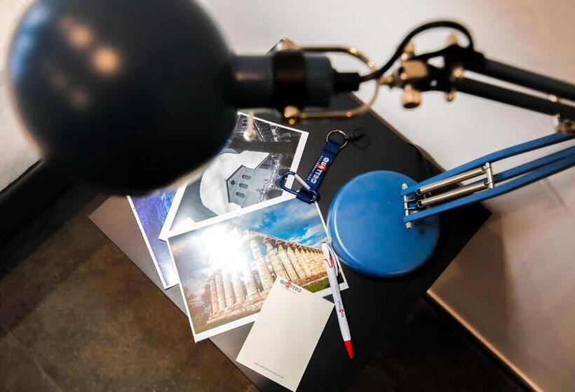 اتاق استاندارد سه نفره, Quattro Briganti