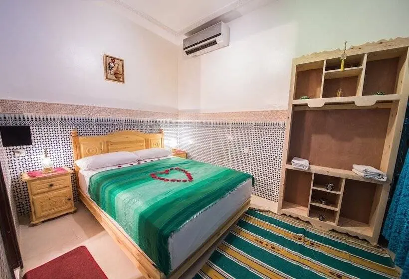 اتاق استاندارد, La Casa Espanyola