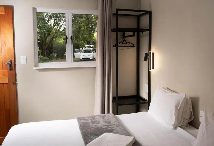 デラックスルーム, Patterson B&b