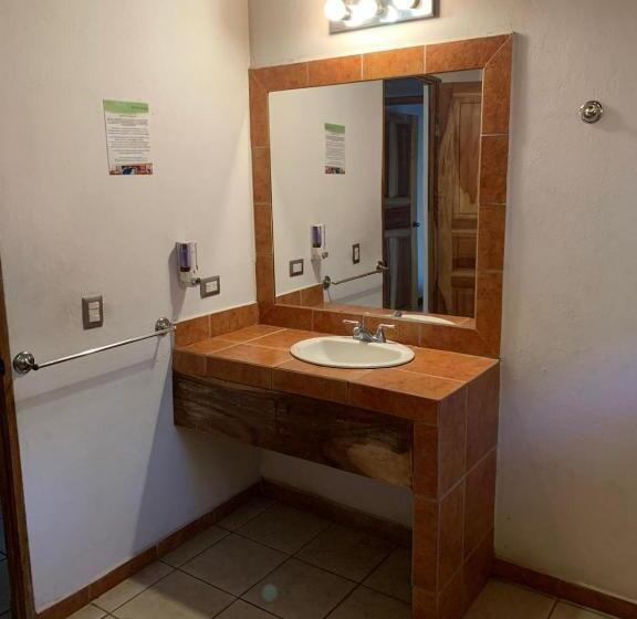 غرفة عائلية, Villas Playa Hermosa Beach