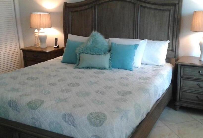 Апартаменты 1 Спальня с Видом, Aqua Mar Condos