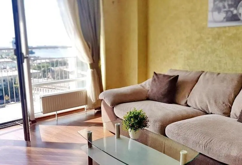 1 Bedroom Apartment River View, Best Apartments In Most City, River View
