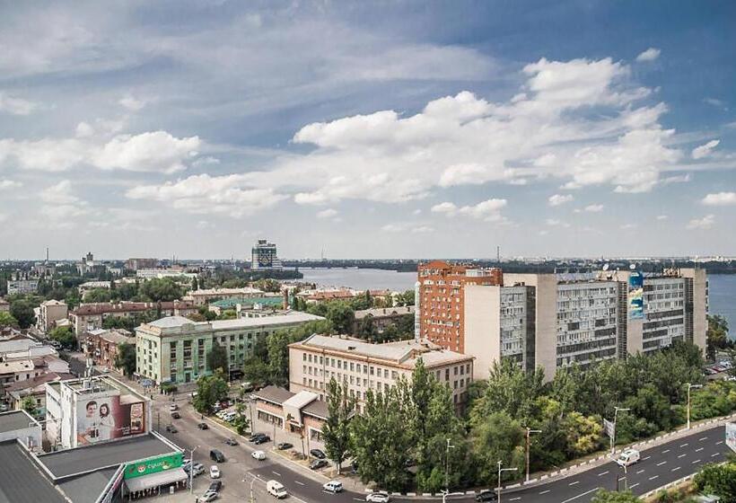 1 Bedroom Apartment River View, Best Apartments In Most City, River View