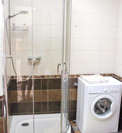 1 Bedroom Apartment River View, Best Apartments In Most City, River View