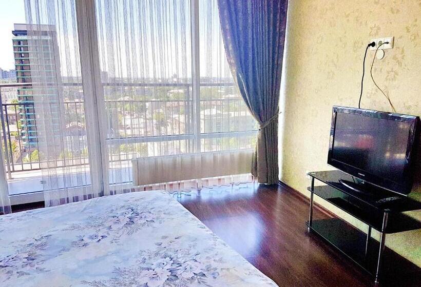 1 Bedroom Apartment River View, Best Apartments In Most City, River View