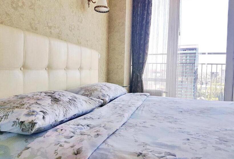 1 Bedroom Apartment River View, Best Apartments In Most City, River View