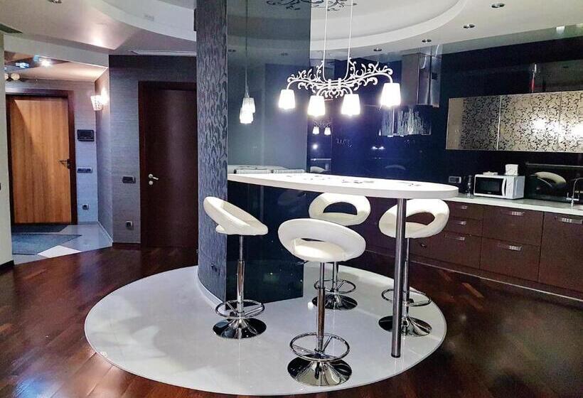 2 Bedrooms Apartment River View, Best Apartments In Most City, River View