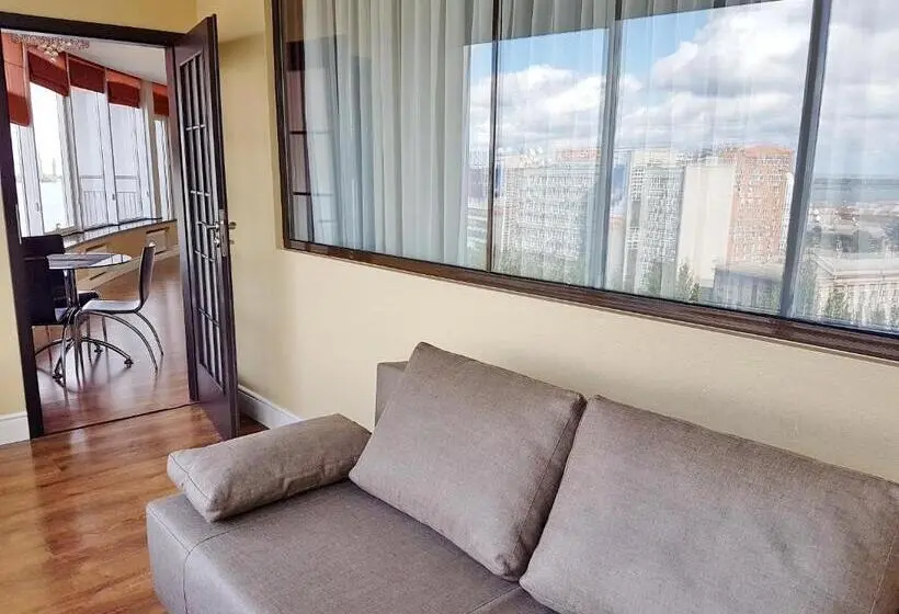 آپارتمان 2 خوابه, Best Apartments In Most City, River View