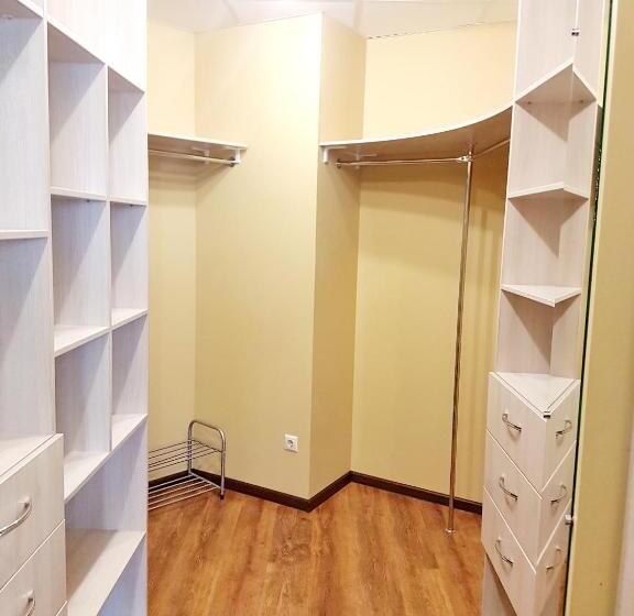 آپارتمان 2 خوابه, Best Apartments In Most City, River View