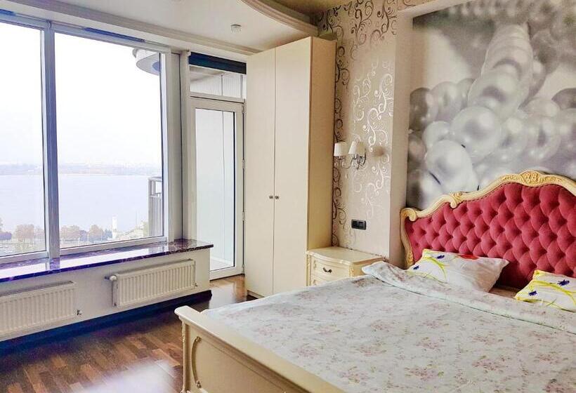 2 Bedrooms Apartment River View, Best Apartments In Most City, River View