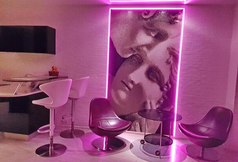 1 Bedroom Penthouse Apartment, Best Apartments In Most City, River View