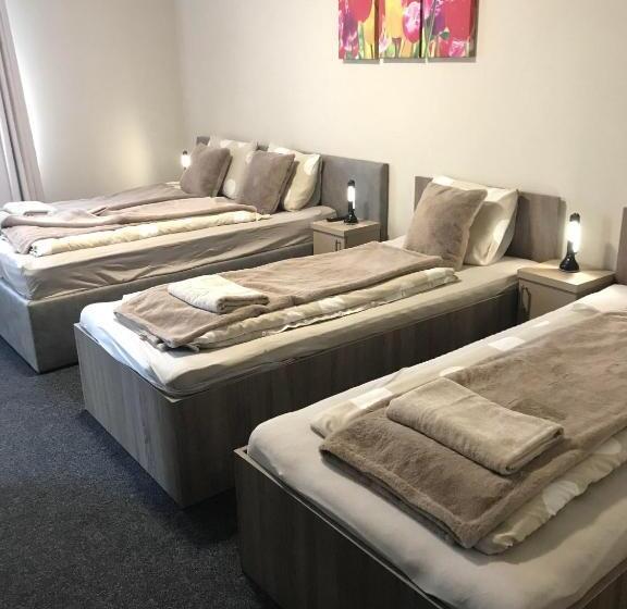 1 Sovrums Lägenhet, 4 Hálószobás Pihenj Meg Vendégház