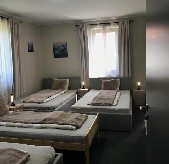 1 Sovrums Lägenhet, 4 Hálószobás Pihenj Meg Vendégház