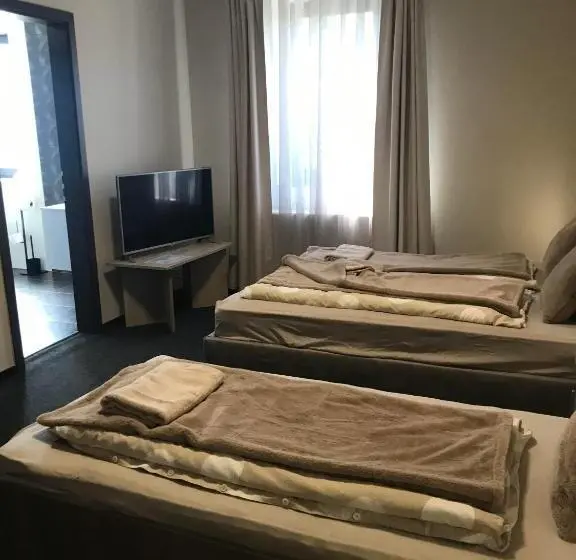 Perhehuone, 4 Hálószobás Pihenj Meg Vendégház