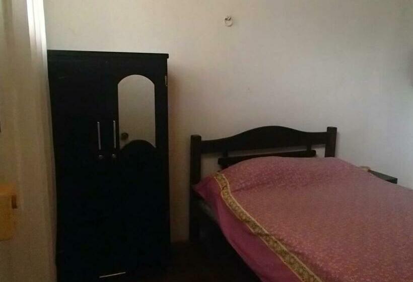 Номер Стандарт, El Garaje Hostal