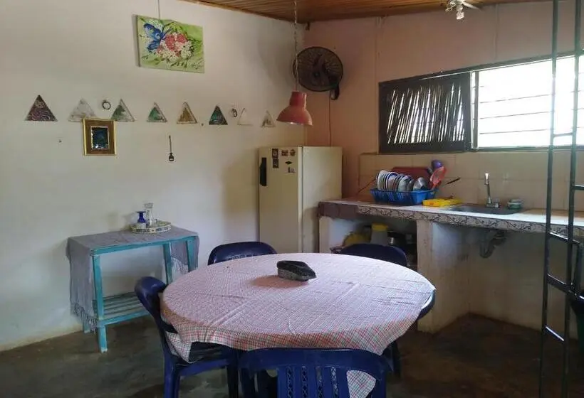 バルコニー付き１ベッドルームアパートメント, El Garaje Hostal