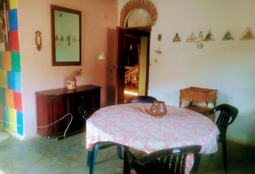 バルコニー付き１ベッドルームアパートメント, El Garaje Hostal