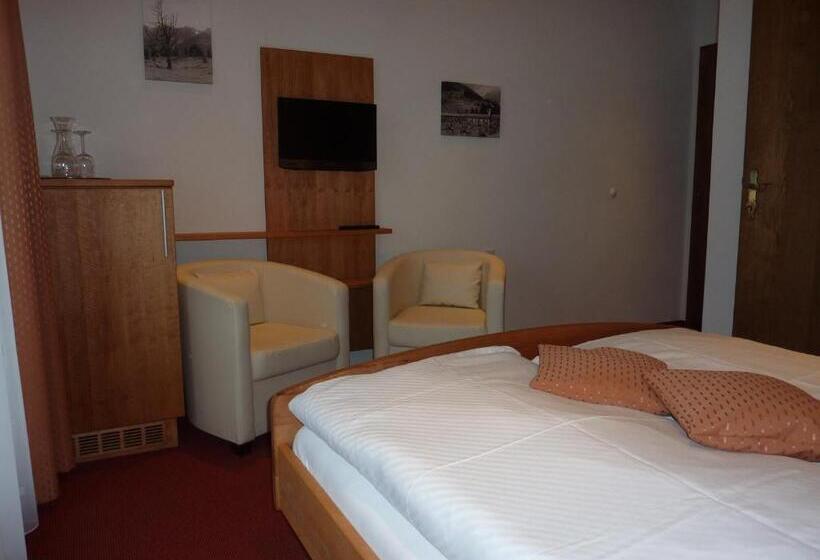 غرفة قياسية مزوَّدة بشُرفة, Haus Blatthofer