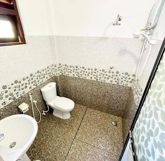 ファミリールーム, Shan Star Weligama